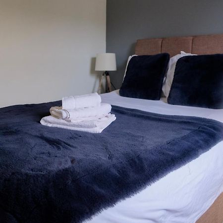 Spacious Georgian 3Bedroom Apartment- 10 Minute Walk To The River Avon, Roman Baths And Bath Abbey Бат Экстерьер фото