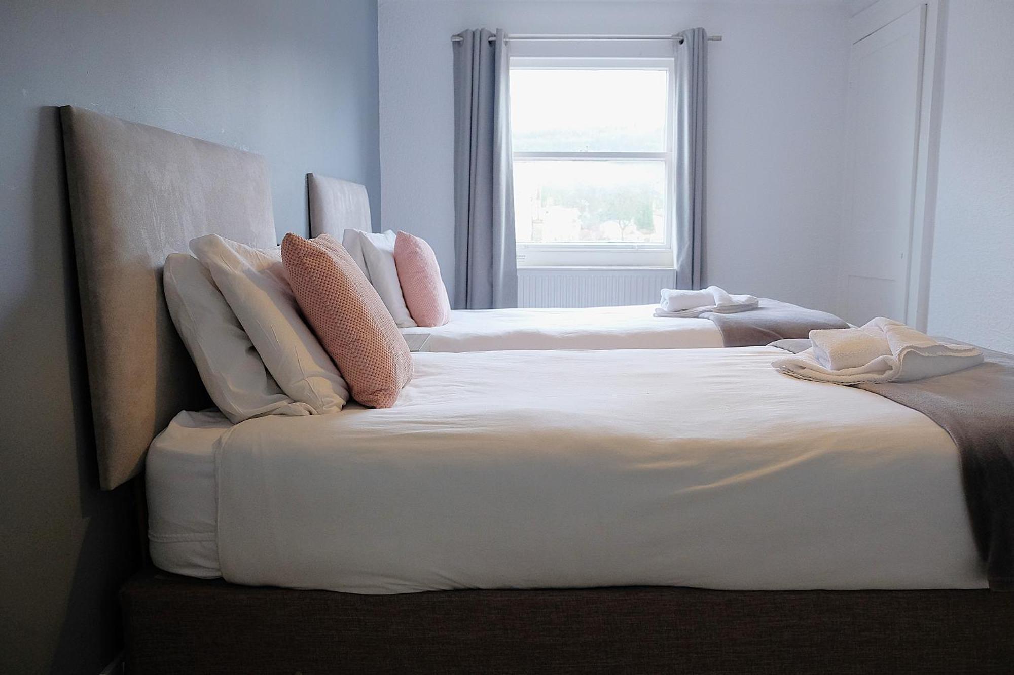Spacious Georgian 3Bedroom Apartment- 10 Minute Walk To The River Avon, Roman Baths And Bath Abbey Бат Экстерьер фото