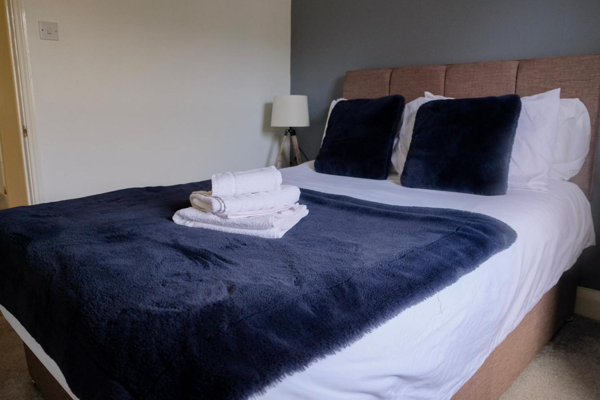 Spacious Georgian 3Bedroom Apartment- 10 Minute Walk To The River Avon, Roman Baths And Bath Abbey Бат Экстерьер фото